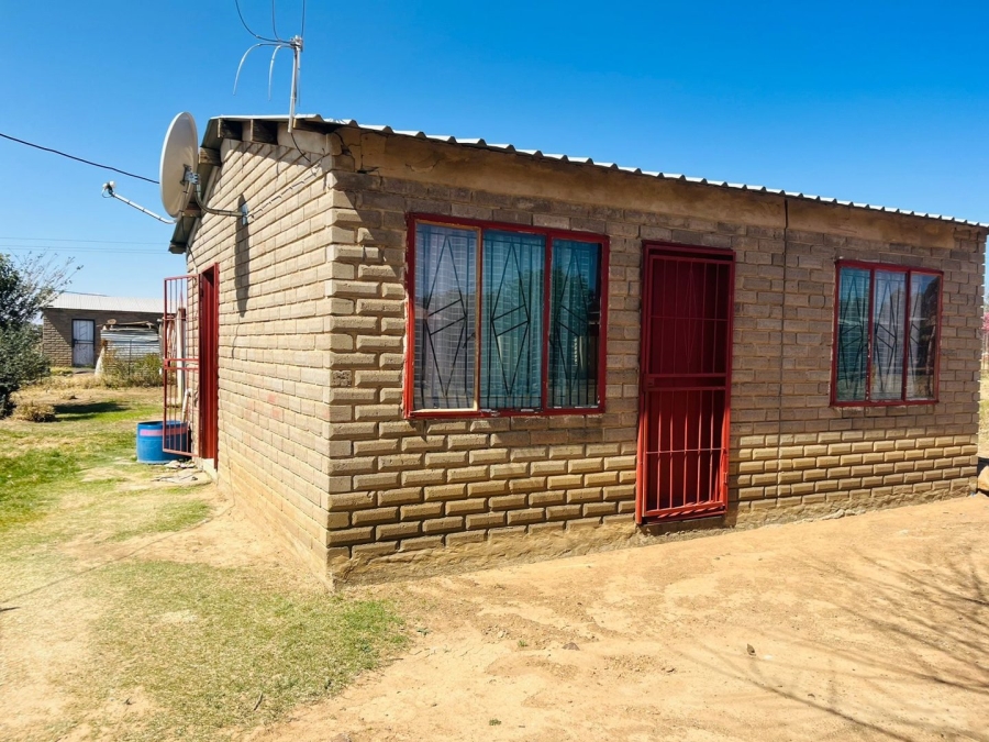 2 Bedroom Property for Sale in Rodenbeck Free State